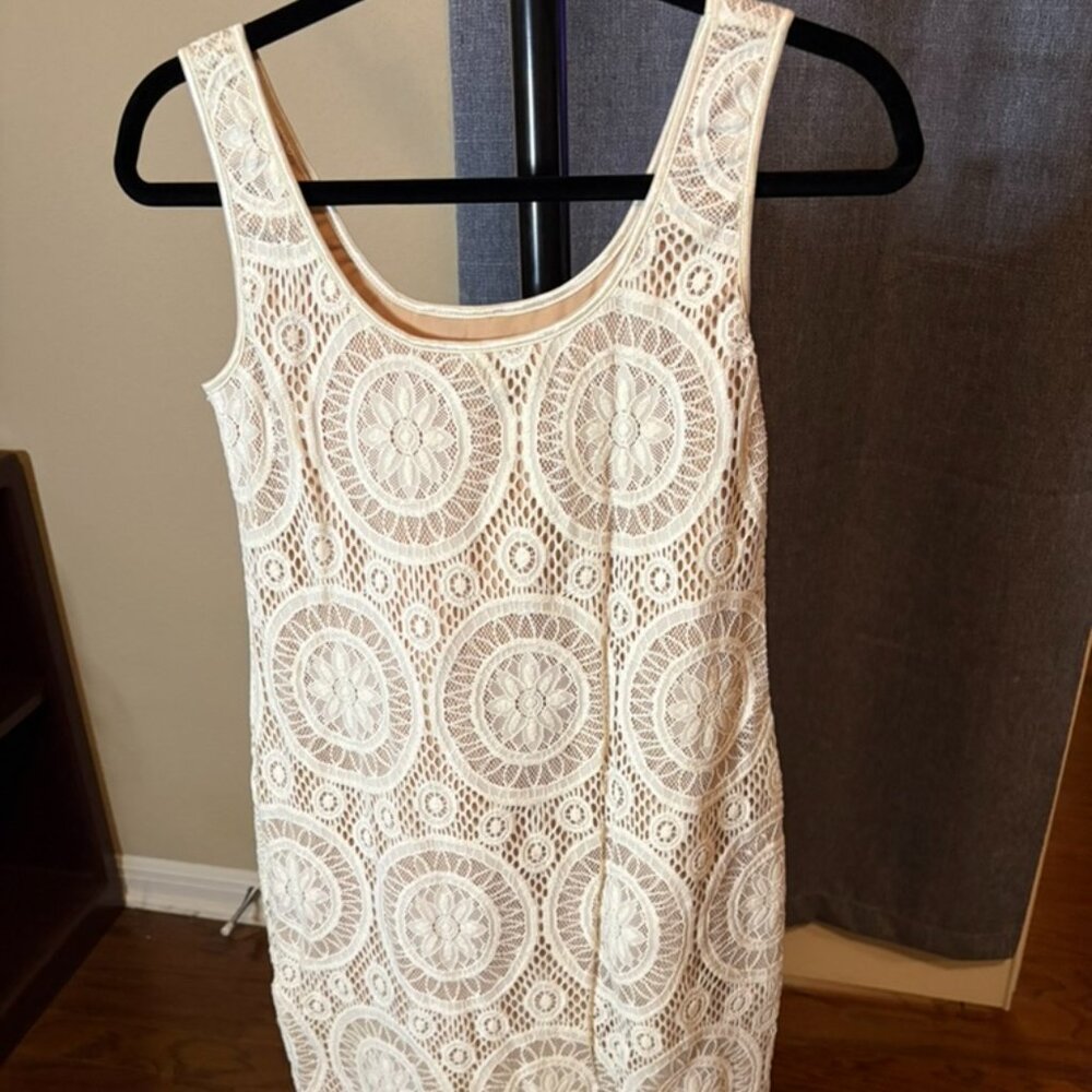 Tiana B Sheath Size S Dress Black Knee Length Sleeveless